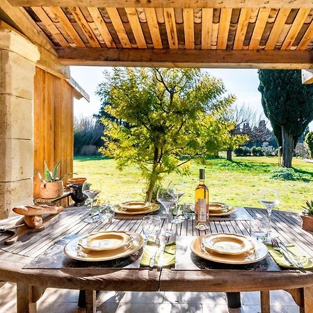 Châteaurenard Sous Les Platanes B&B المظهر الخارجي الصورة
