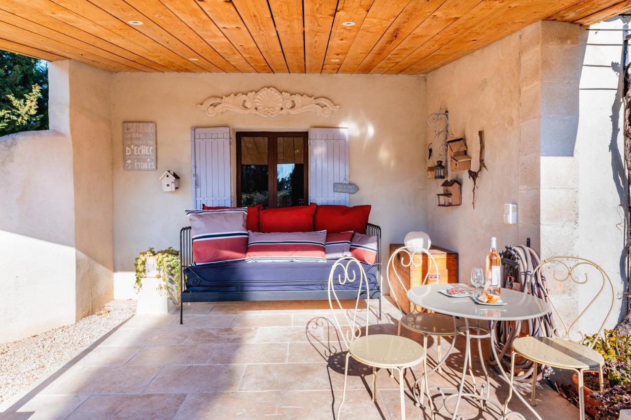 Châteaurenard Sous Les Platanes B&B المظهر الخارجي الصورة
