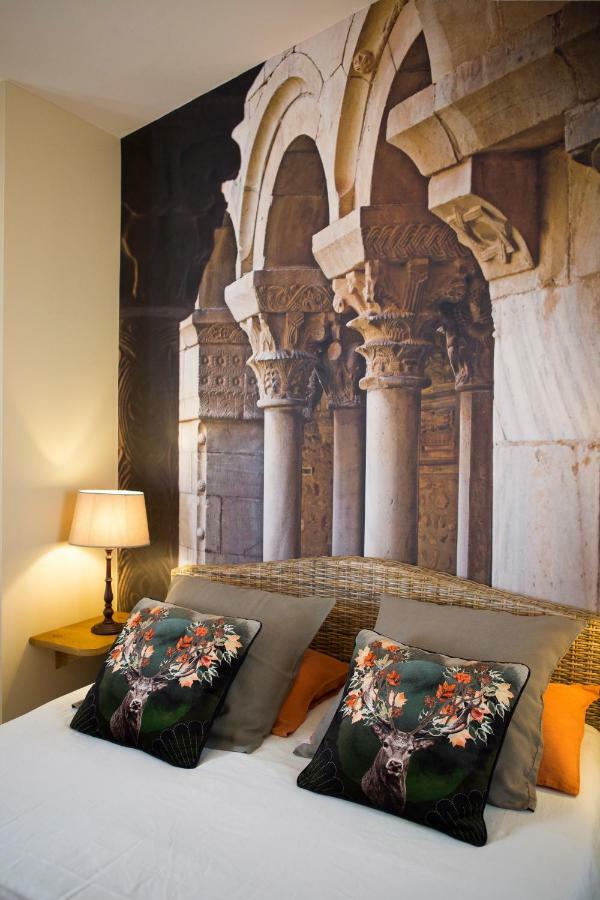 Châteaurenard Sous Les Platanes B&B المظهر الخارجي الصورة